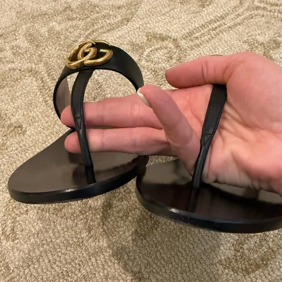Black Gucci Flat Marmont Leather Thong Sandals Size 37 - Picture 8 of 13